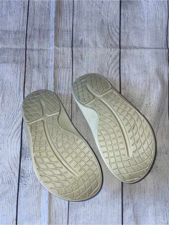 OOFOS Cream Recovery Slide Sandals main image 5